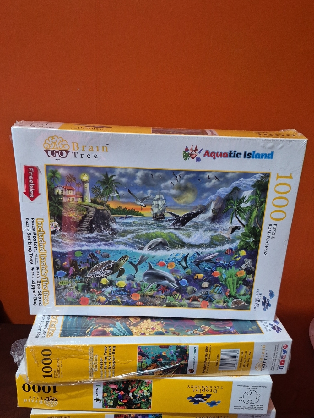 Aquatic Island 1000-Piece Puzzle - Colorful Blue
